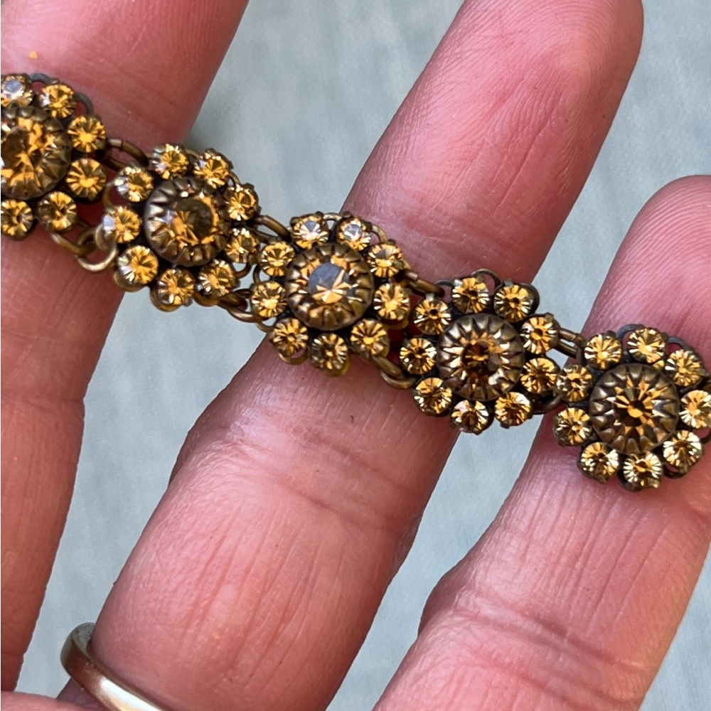 LIZ PALACIOS Amber Flower Crystal Necklace